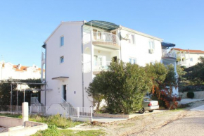 Apartments with a parking space Okrug Gornji, Ciovo - 9441